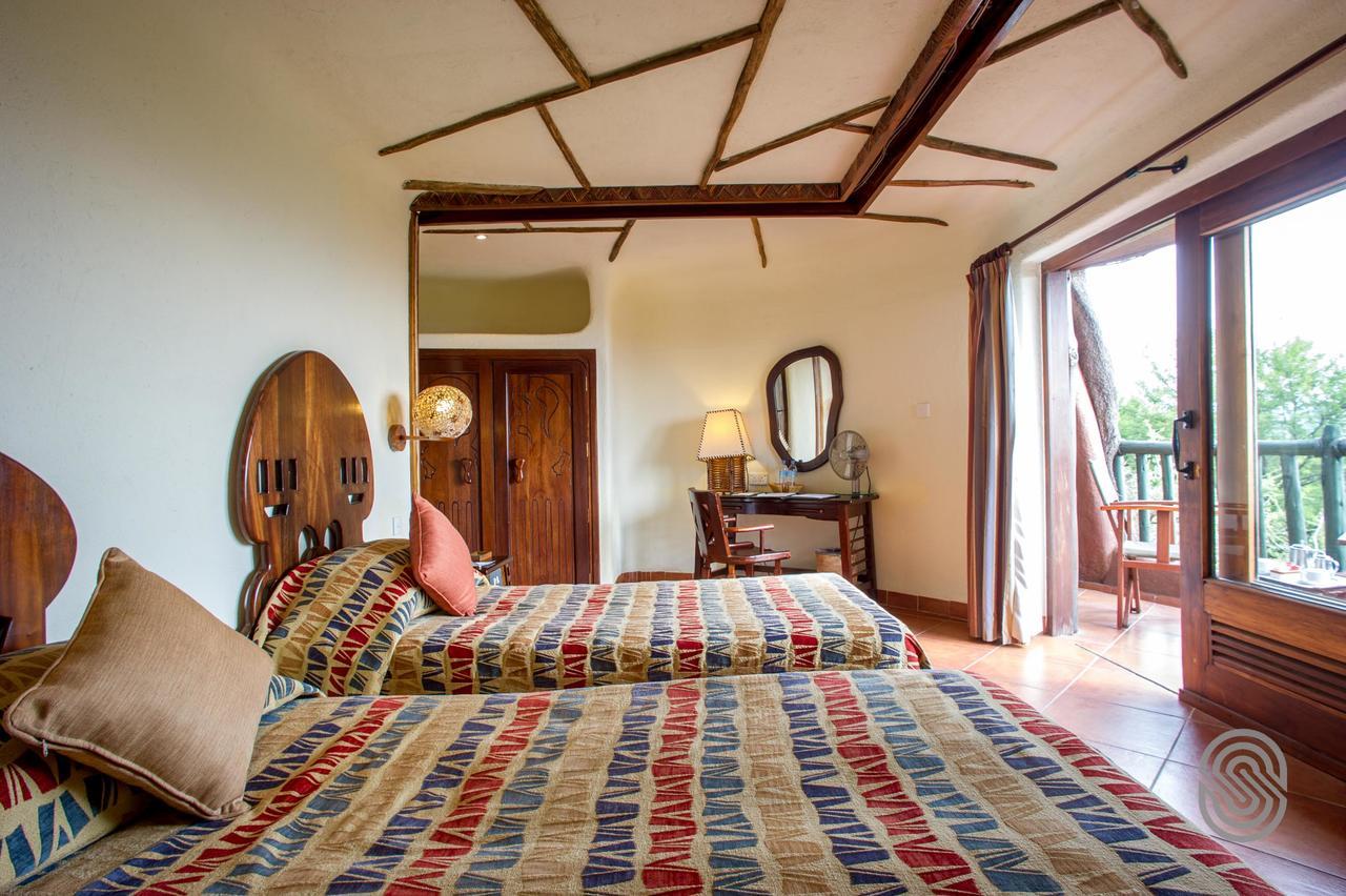 Serengeti Serena Safari Lodge Екстериор снимка