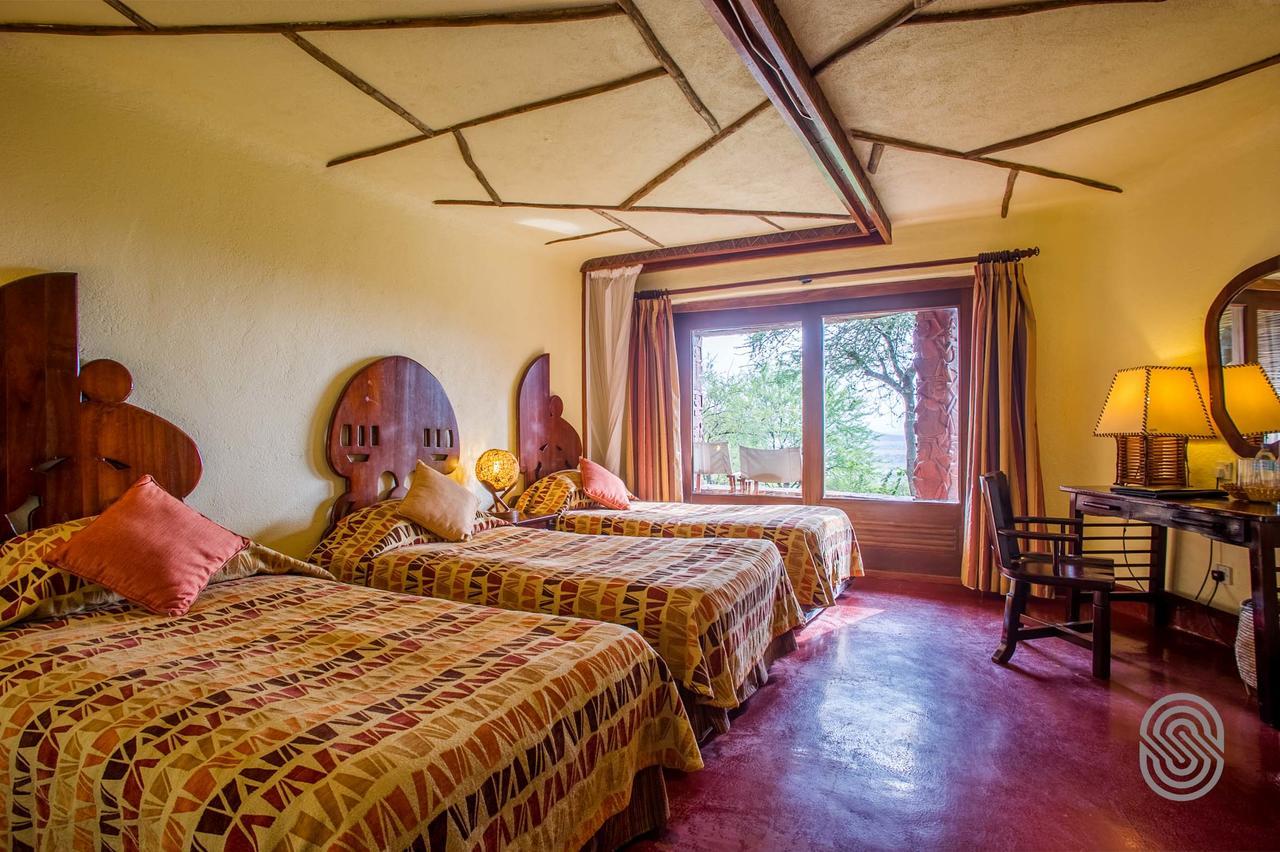 Serengeti Serena Safari Lodge Екстериор снимка